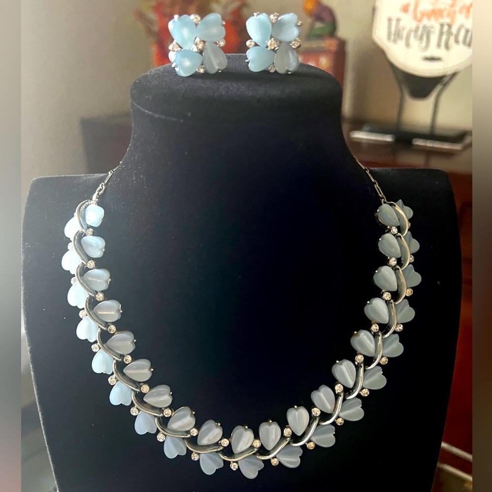 Stunning and elegant Lisner Baby Blue Heart Thermoset and Rhinestone parure set.